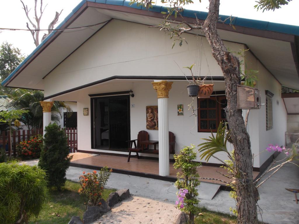 Ryans Resort Prasat Extérieur photo