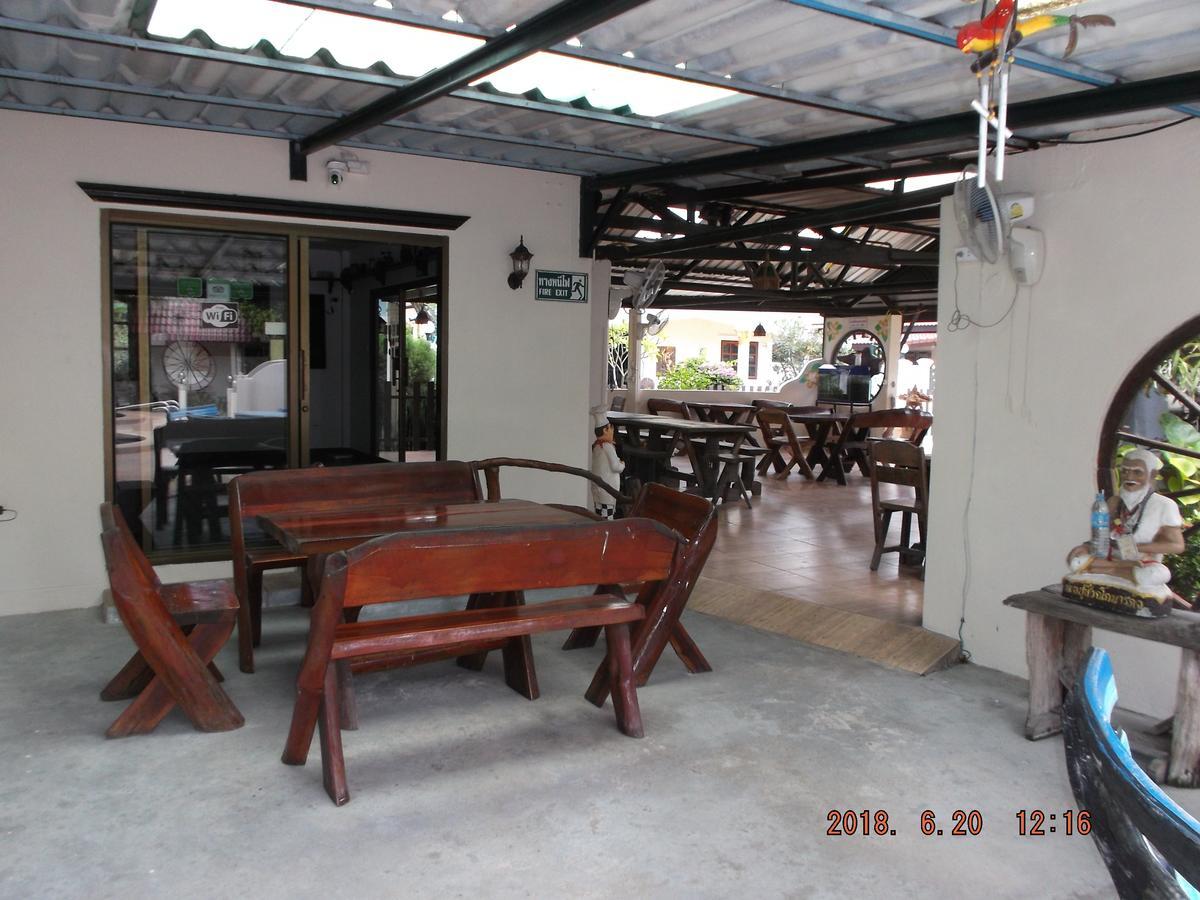 Ryans Resort Prasat Extérieur photo