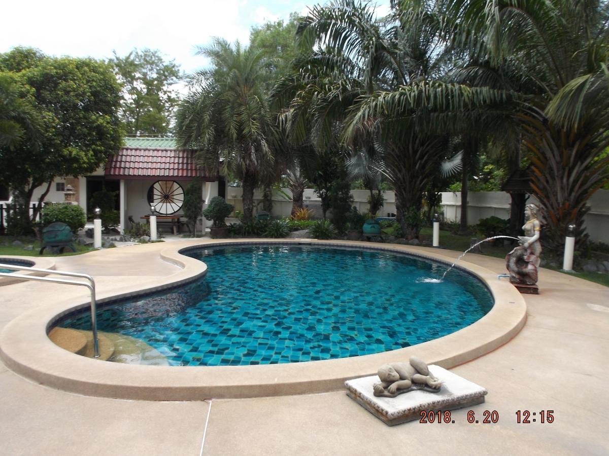 Ryans Resort Prasat Extérieur photo